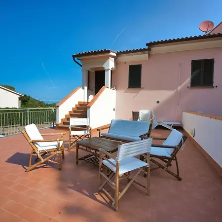 Apartment Il Terrazzo Su - Goelba