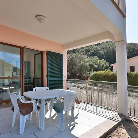 Apartment Il Terrazzo Su - Goelba